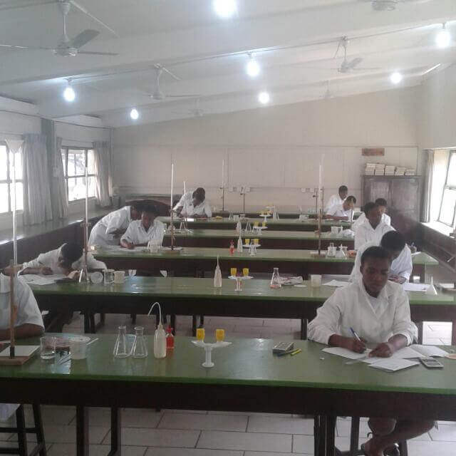 Aburi Girls SHS — students