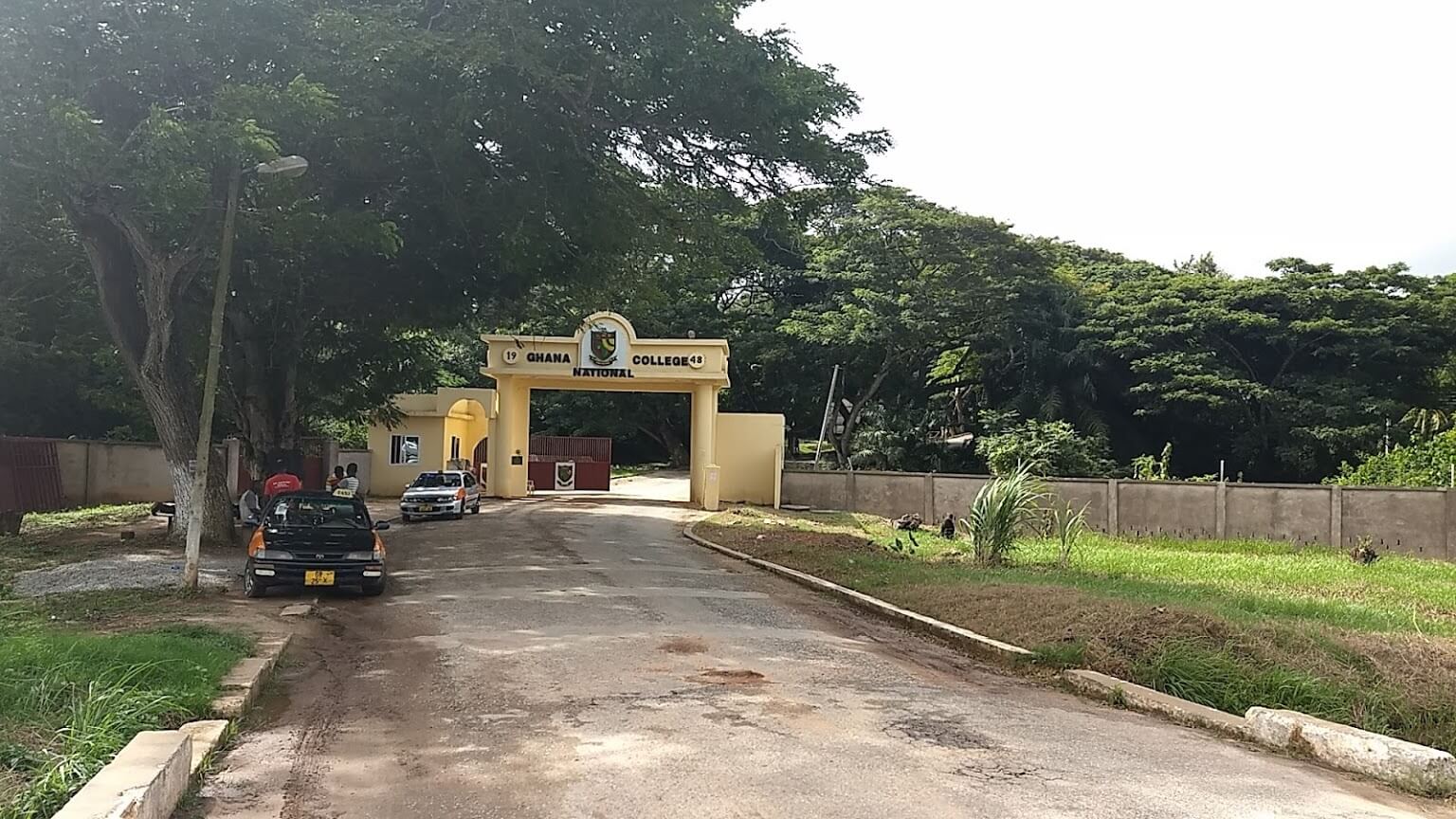 Ghana National College — entrance